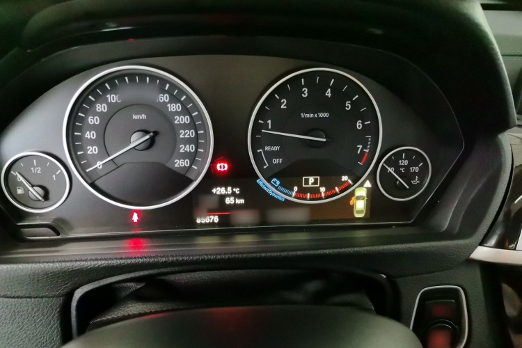 BMW 3 Series 2018 #17 BMW 3 Series 2018 car image #17