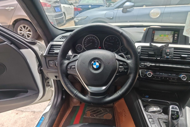 BMW 3 Series 2017 #11 BMW 3 Series 2017 car image #11