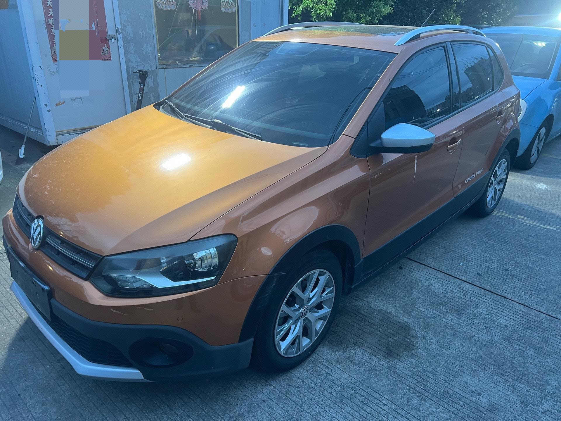 Volkswagen Polo 2015 car image 