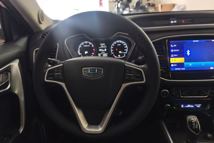 GEELY Vision X6 2017 car image #12