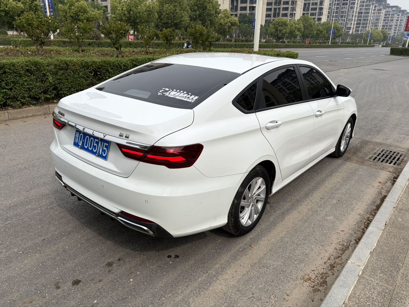 GEELY Binray 2021 car image #5