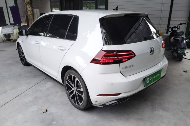 Volkswagen Golf 2019 #5 Volkswagen Golf 2019 car image #5