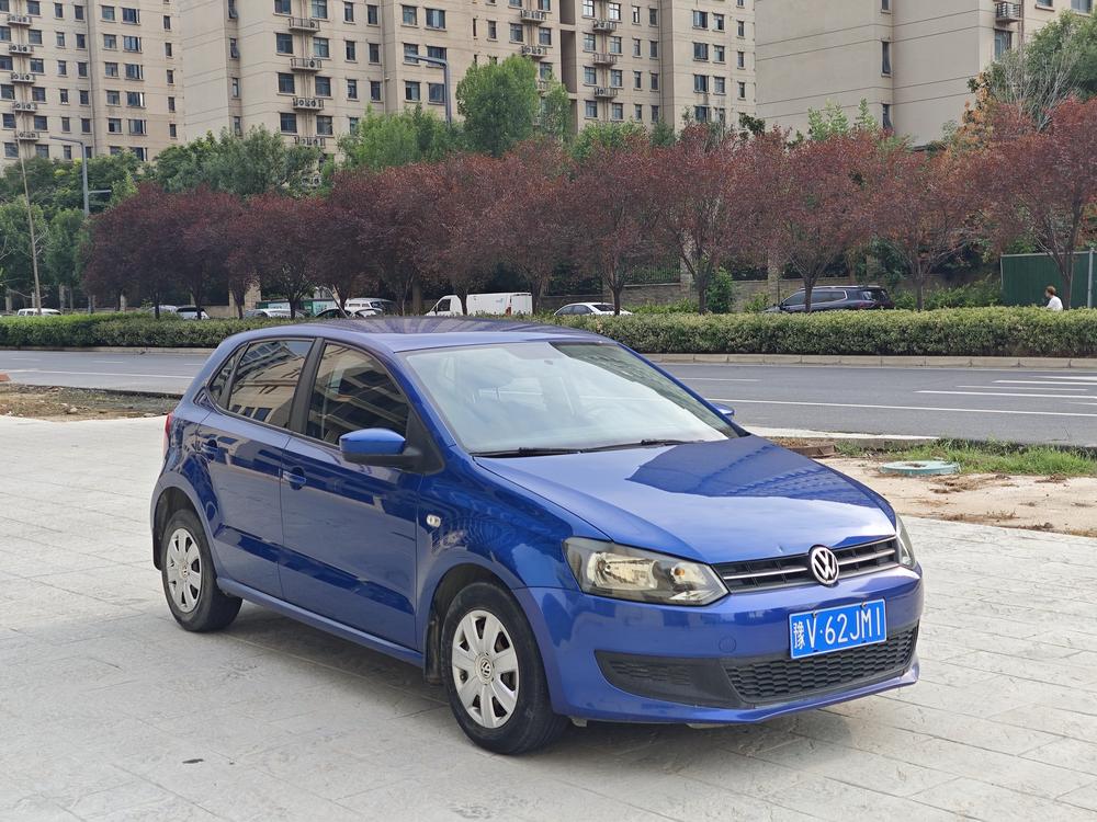 Volkswagen Polo 2013 #3 Volkswagen Polo 2013 car image #3