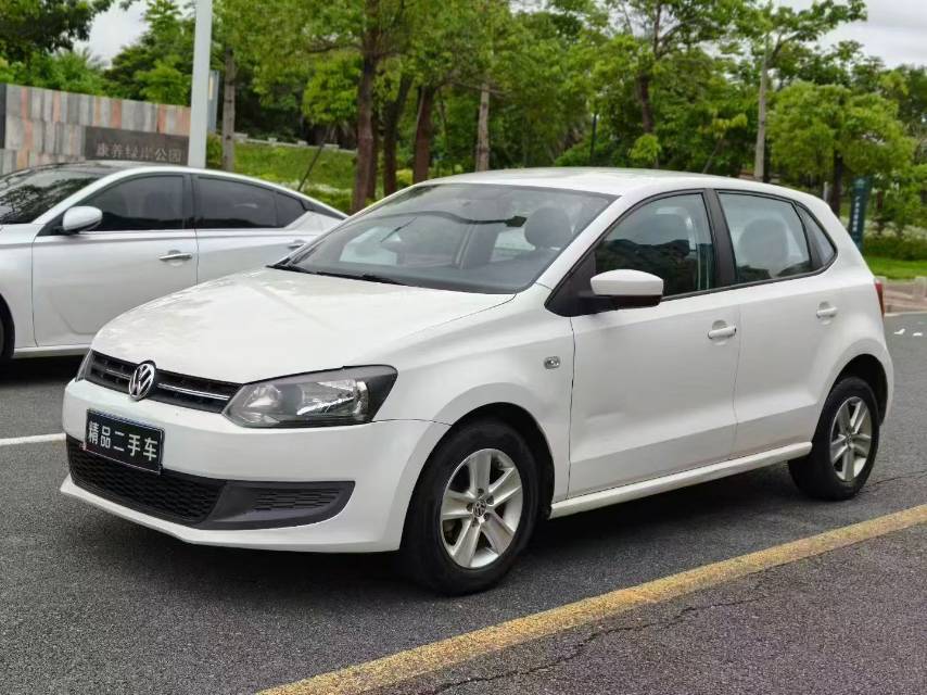 Volkswagen Polo 2014 Volkswagen Polo 2014 immagine di auto