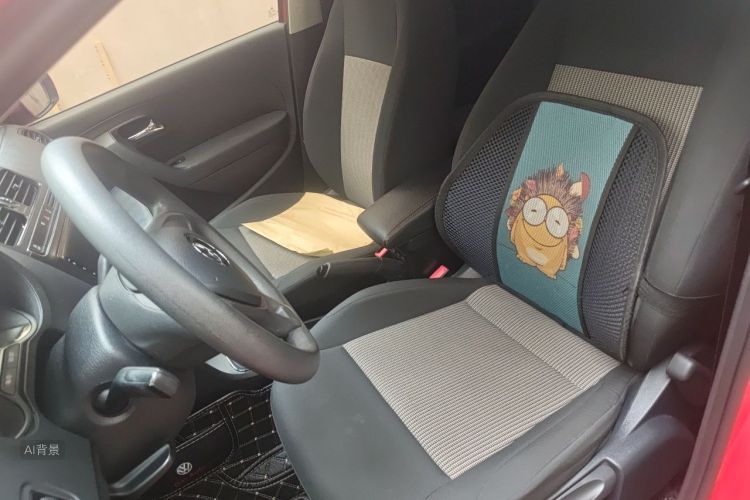 Volkswagen Polo 2018 car image #17
