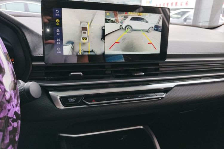 GEELY Emgrand 2022 car image #18