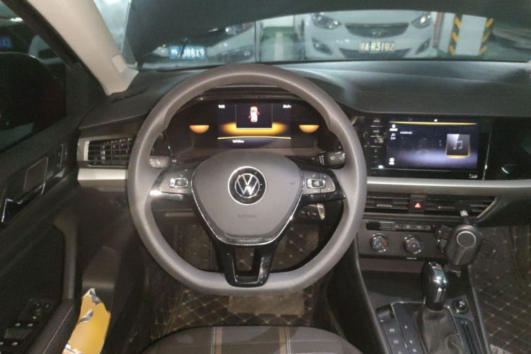 Volkswagen Lavida 2022 car image #11