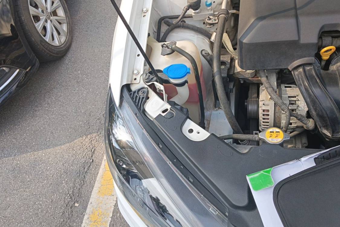 GEELY Emgrand 2020 car image #11