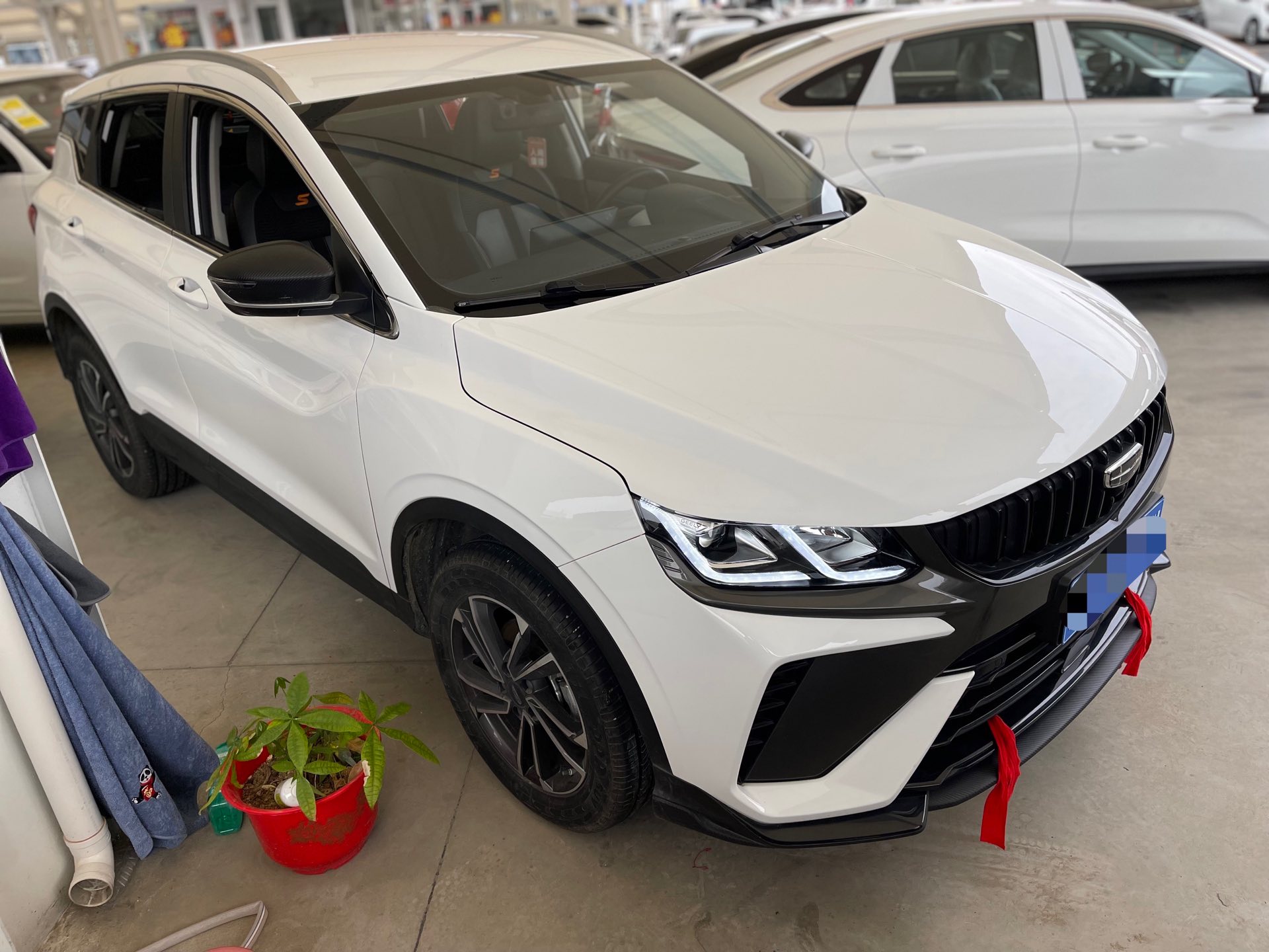 GEELY Coolray 2023 imagen de coche #3