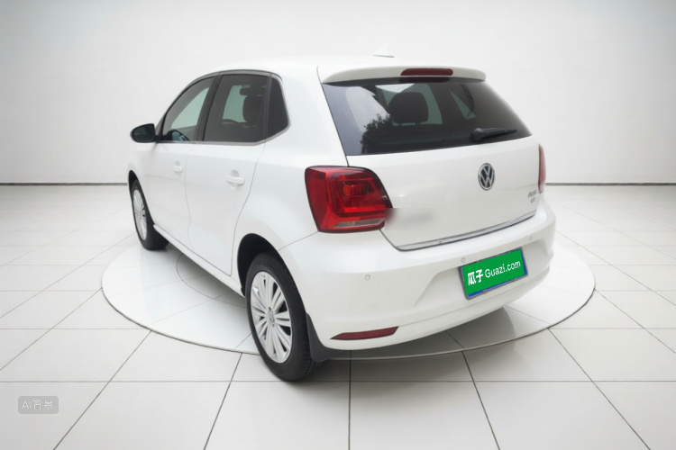 Volkswagen Polo 2018 car image #5