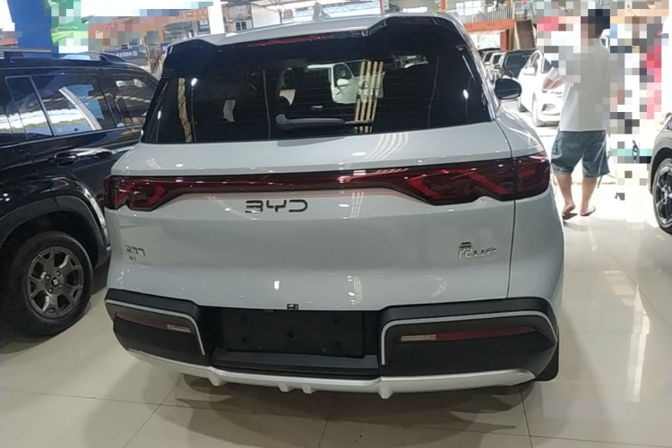 BYD YuanUP 2024 #6 BYD YuanUP 2024 car image #6