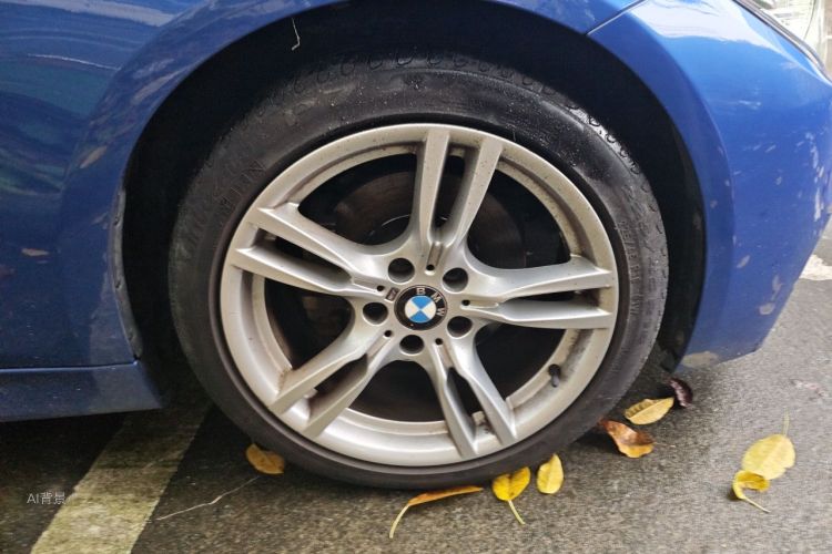 BMW 3 Series 2018 #9 BMW 3 Series 2018 car image #9