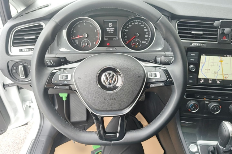 Volkswagen Golf 2019 #11 Volkswagen Golf 2019 car image #11