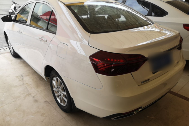 GEELY Emgrand 2020 car image #5