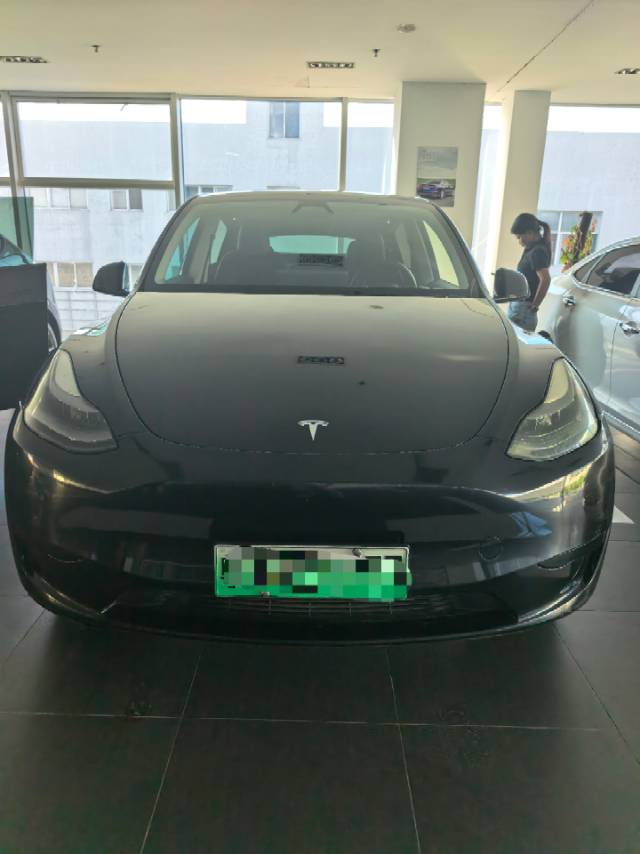 Tesla Model Y 2024 #2 Tesla Model Y 2024 imagen de coche #2