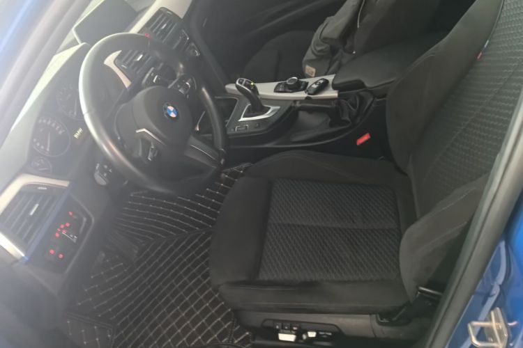 BMW 3 Series 2018 #15 BMW 3 Series 2018 car image #15