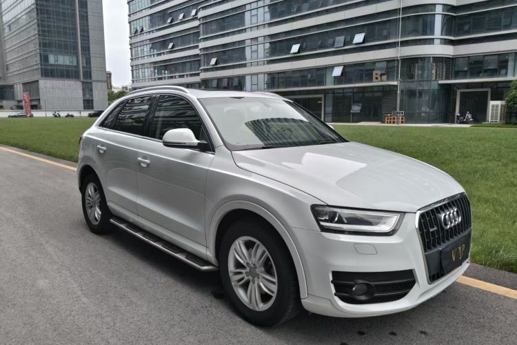 Audi Q3 2015 #4 Audi Q3 2015 car image #4