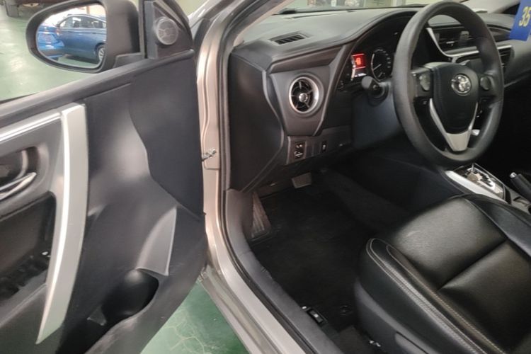 Toyota Corolla 2019 #12 Toyota Corolla 2019 car image #12