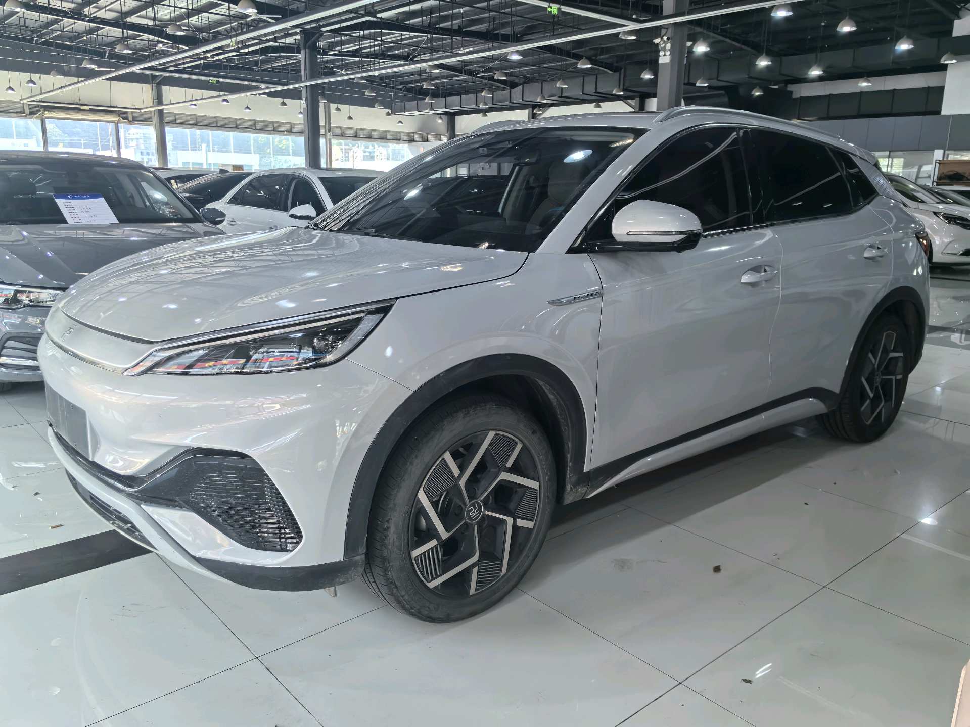 BYD Yuan Plus 2023 BYD Yuan Plus 2023 صورة سيارة