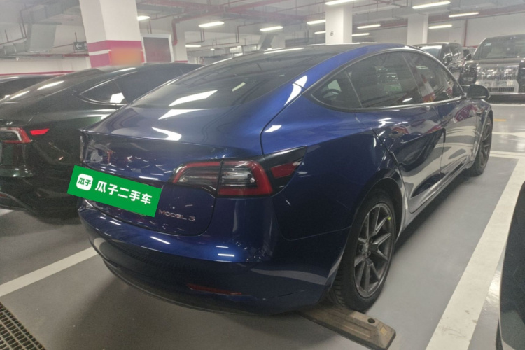 Tesla Model 3 2021 صورة سيارة #5