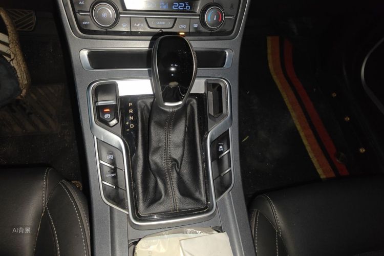 GEELY Emgrand 2019 immagine di auto #16