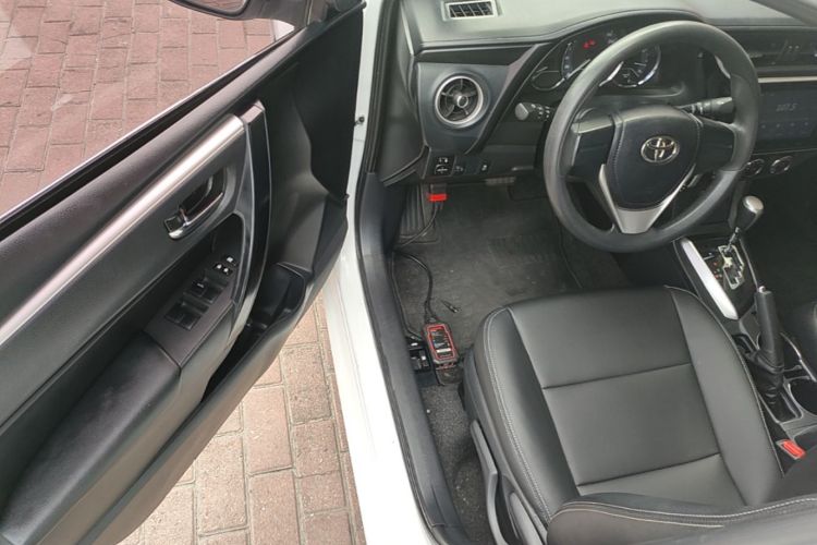 Toyota Corolla 2019 #12 Toyota Corolla 2019 car image #12