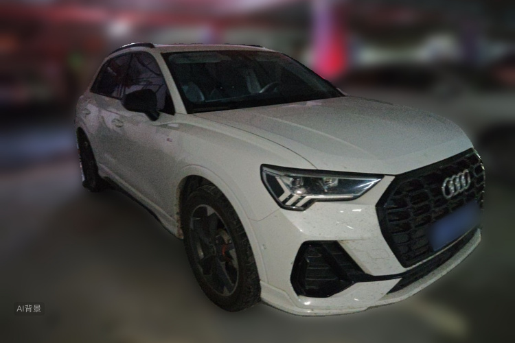 Audi Q3 2022 car image #4