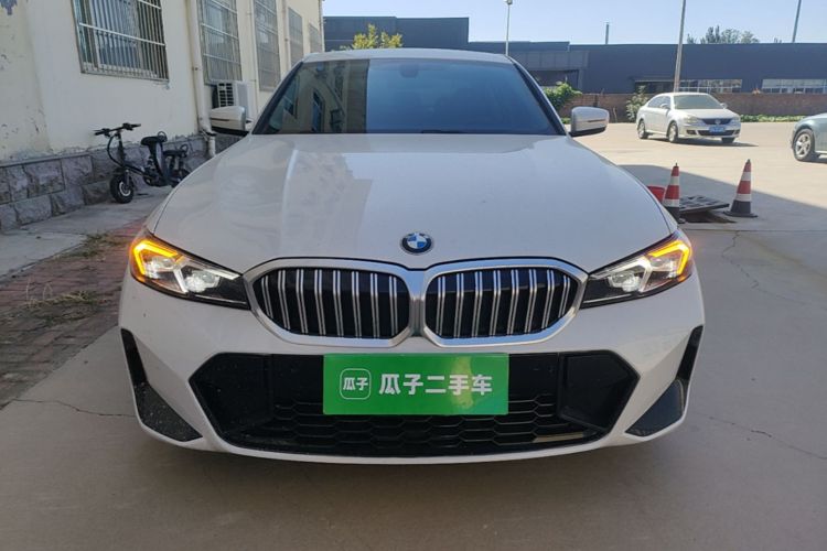 BMW 3 Series 2024 #3 BMW 3 Series 2024 car image #3