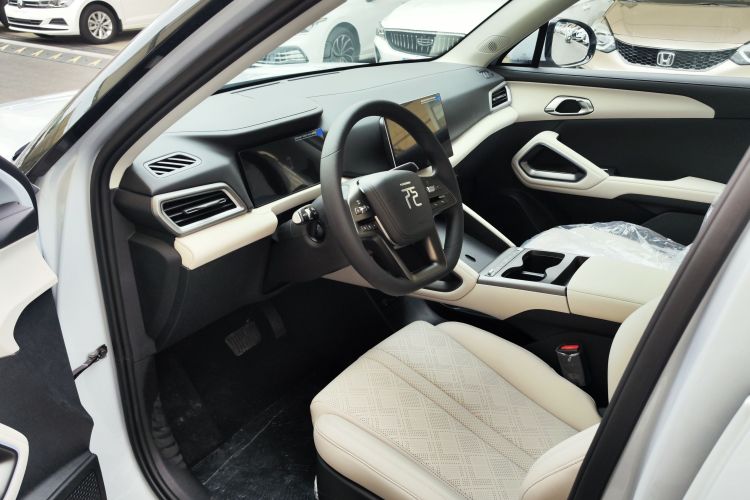 BYD YuanUP 2025 car image #16