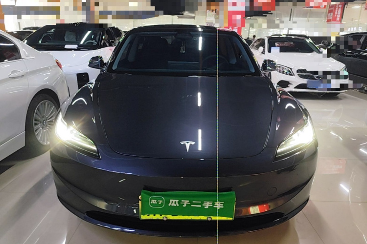 Tesla Model 3 2024 car image #3