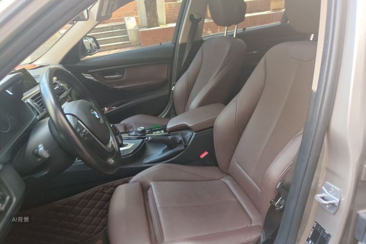 BMW 3 Series 2018 car image #17