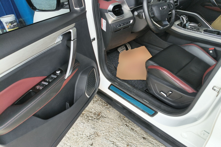 GEELY Coolray 2020 immagine di auto #16