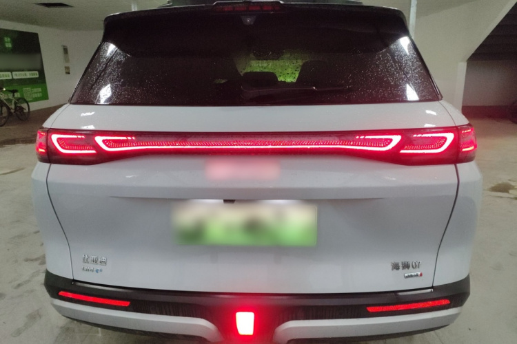 BYD Sea Lion 07 DM-i 2025 car image #4