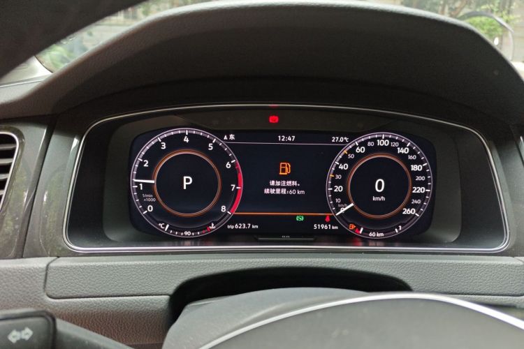 Volkswagen Golf 2020 car image #12