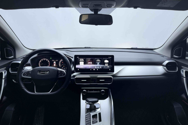 GEELY Coolray 2021 #10 GEELY Coolray 2021 car image #10