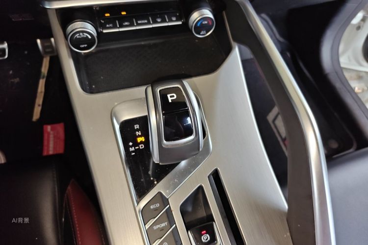 GEELY Coolray 2019 #16 GEELY Coolray 2019 car image #16