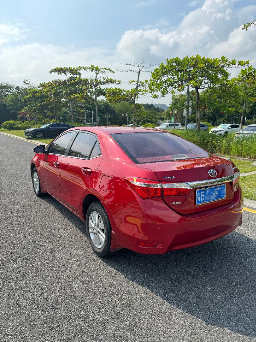 2015 car image #5