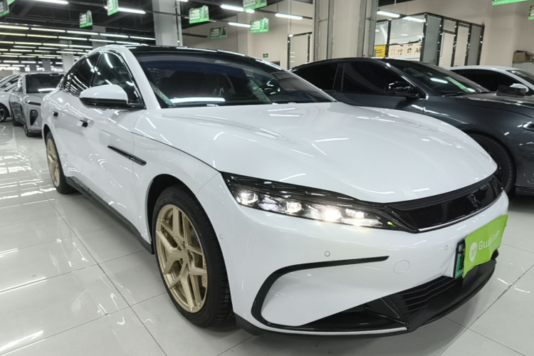 BYD Han 2023 car image #4