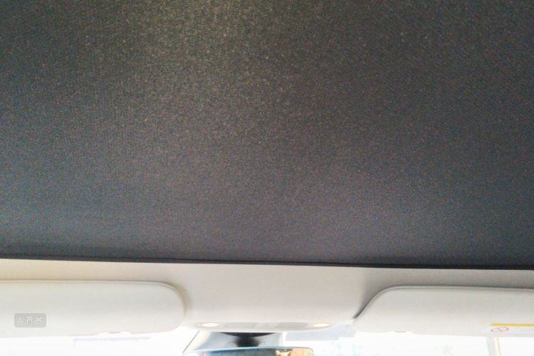 Tesla Model 3 2020 immagine di auto #20