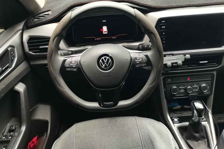 Volkswagen T-Cross 2022 #12 Volkswagen T-Cross 2022 car image #12