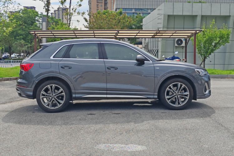 Audi Q3 2022 #9 Audi Q3 2022 car image #9