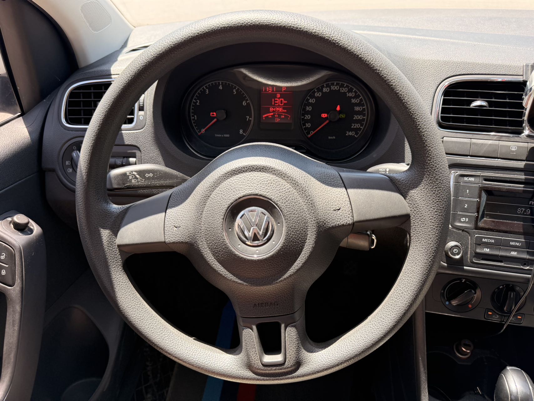 Volkswagen Polo 2013 car image #6