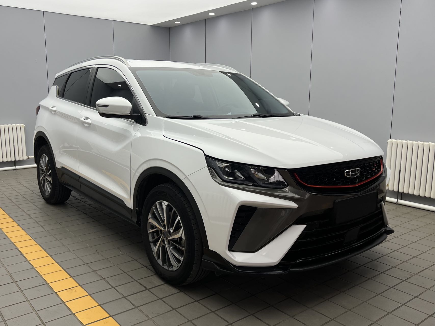 GEELY Coolray 2022 #3 GEELY Coolray 2022 car image #3