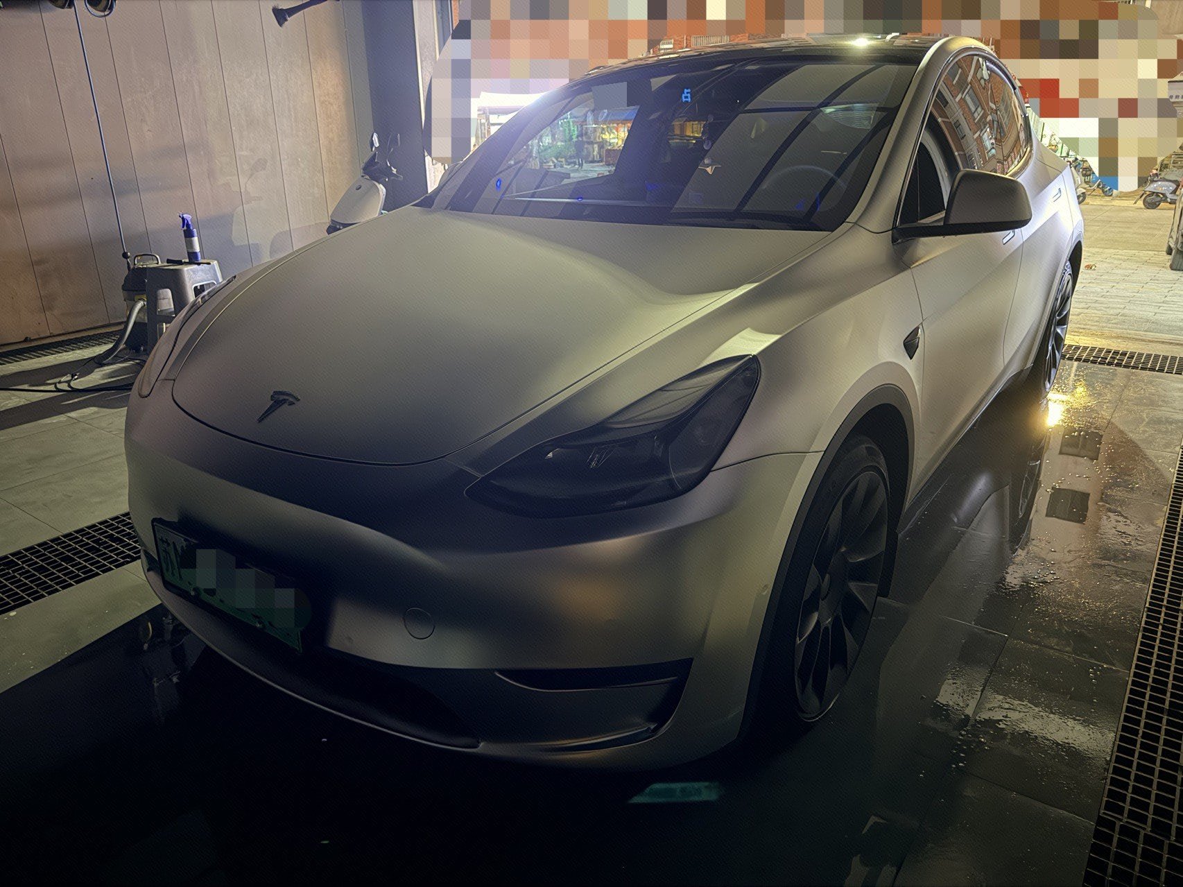 Tesla Model Y 2023 Tesla Model Y 2023 car image