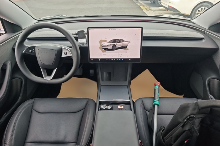 Tesla Model 3 2025 #10 Tesla Model 3 2025 car image #10