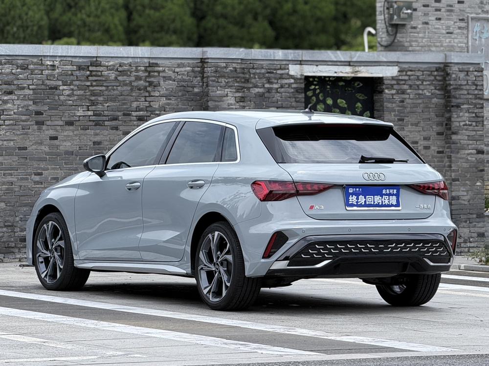 Audi A3 2024 car image #4