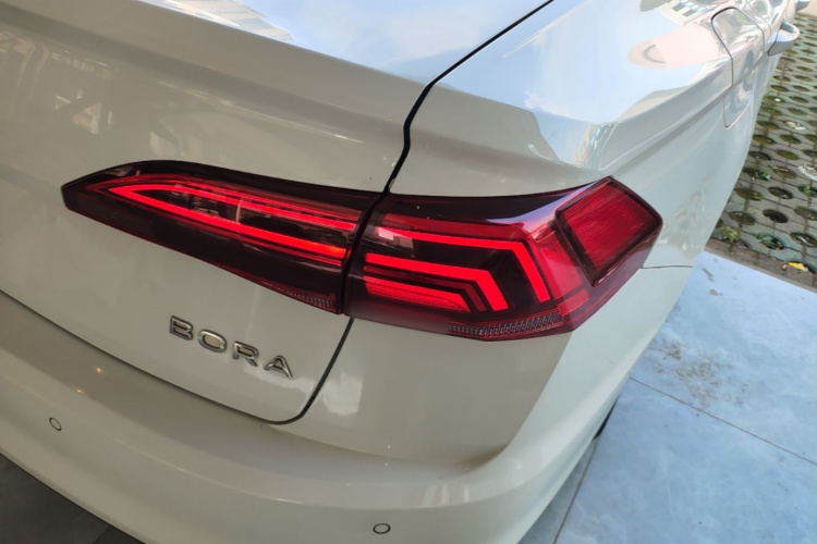 Volkswagen Bora 2021 car image #8