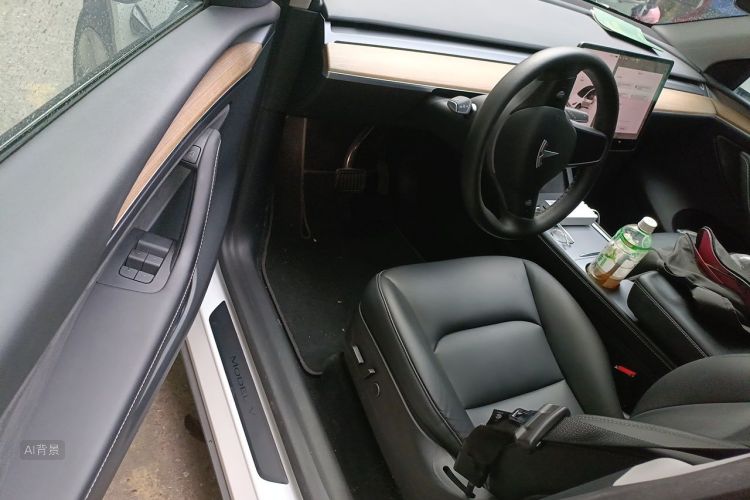 Tesla Model Y 2022 #18 Tesla Model Y 2022 car image #18