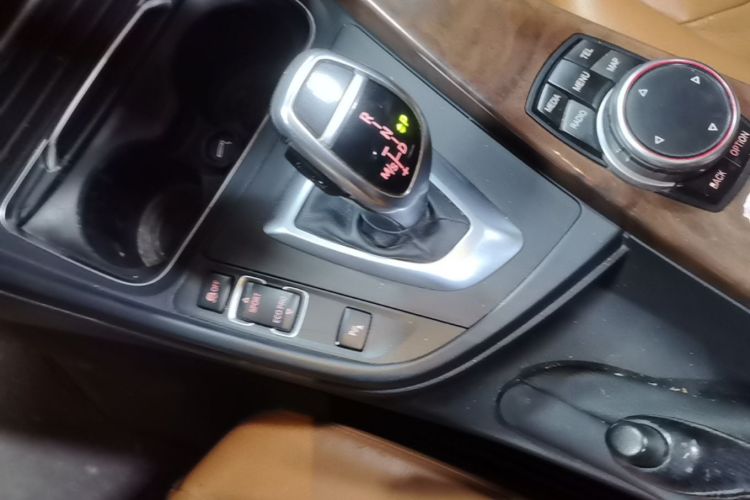BMW 3 Series 2016 #14 BMW 3 Series 2016 immagine di auto #14
