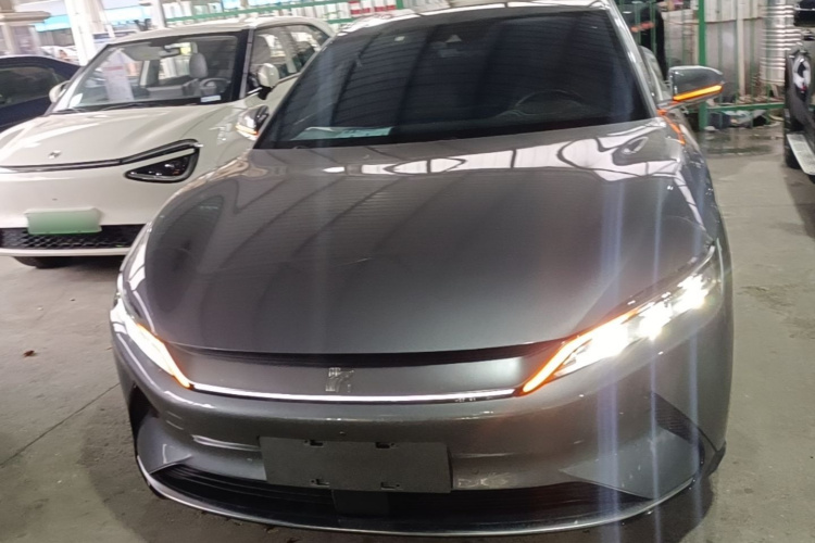 BYD Han 2022 car image #3